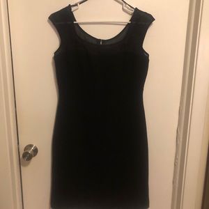 ANN TAYLOR- LITTLE BLACK DRESS